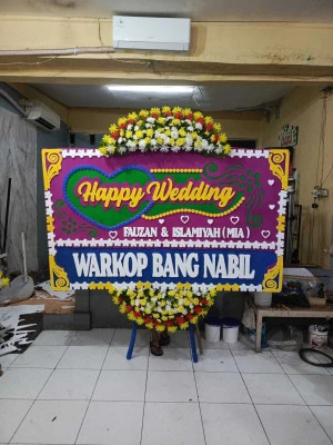Papan Bunga di Gatot Subroto Office Area